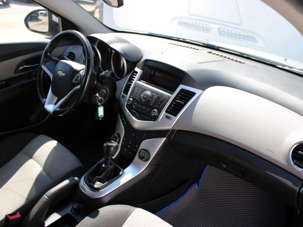 Chevrolet Cruze I Рестайлинг с пробегом 2012 года, цена 629 000 рублей, 136927 км, хэтчбек, Автокод Объявления