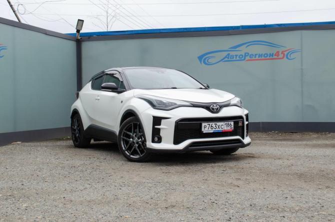Toyota C-HR I Рестайлинг с пробегом 2020 года, цена 1 670 000 рублей, 58000 км, внедорожник, Автокод Объявления
