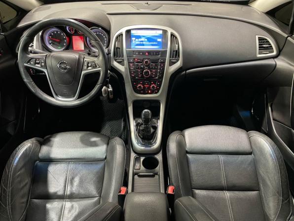 Opel Astra J Рестайлинг с пробегом 2012 года, цена 780 000 рублей, 176891 км, хэтчбек, Автокод Объявления