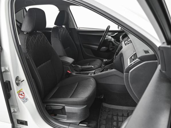Skoda Octavia III (A7) Рестайлинг с пробегом 2020 года, цена 2 100 000 рублей, 148227 км, лифтбек, Автокод Объявления
