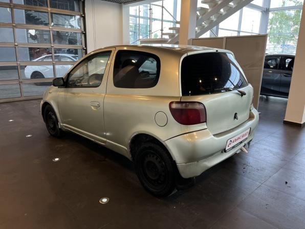 Toyota Yaris I с пробегом 2002 года, цена 181 000 рублей, 500513 км, хэтчбек, Автокод Объявления