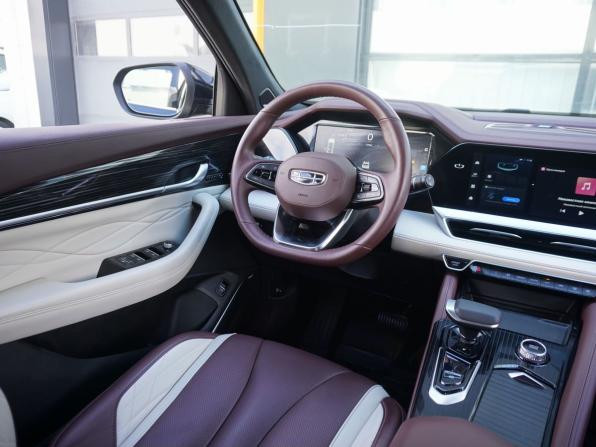 Geely Monjaro I с пробегом 2023 года, цена 2 776 000 рублей, 113023 км, внедорожник, Автокод Объявления
