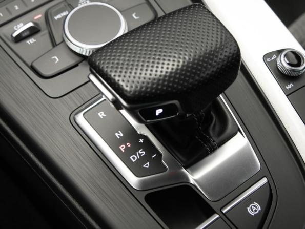 Audi A5 II (F5) с пробегом 2019 года, цена 2 049 000 рублей, 293446 км, лифтбек, Автокод Объявления