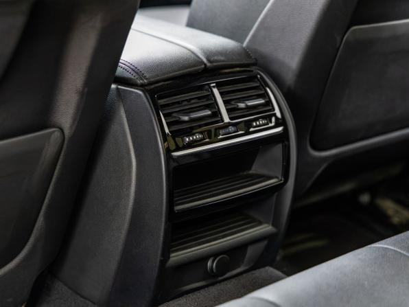 BMW 5 серии VII (G30/G31/G38) с пробегом 2017 года, цена 3 498 000 рублей, 66256 км, седан, Автокод Объявления