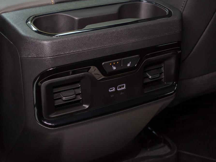 Chevrolet Silverado IV (T1XX) Рестайлинг Новосибирск  - изображение 17