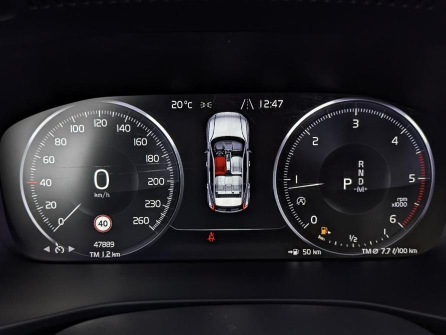 Volvo XC40 I Москва  - изображение 16