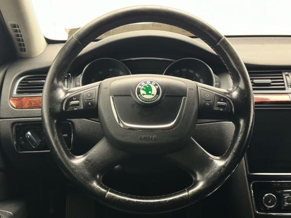 Skoda Superb II с пробегом 2011 года, цена 799 000 рублей, 194487 км, лифтбек, Автокод Объявления