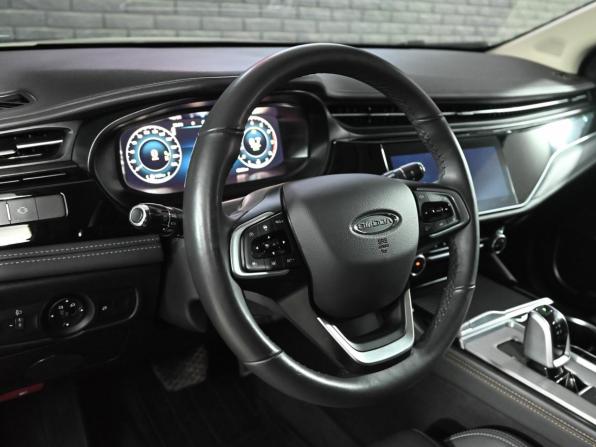 Omoda S5 с пробегом 2023 года, цена 1 700 000 рублей, 45493 км, седан, Автокод Объявления