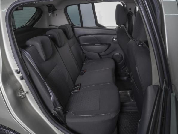 Renault Sandero II Рестайлинг с пробегом 2019 года, цена 1 195 000 рублей, 100982 км, хэтчбек, Автокод Объявления