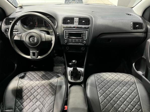 Volkswagen Polo V Рестайлинг с пробегом 2015 года, цена 550 000 рублей, 170933 км, седан, Автокод Объявления