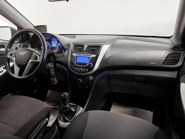 Hyundai Solaris I с пробегом 2014 года, цена 522 200 рублей, 213249 км, седан, Автокод Объявления