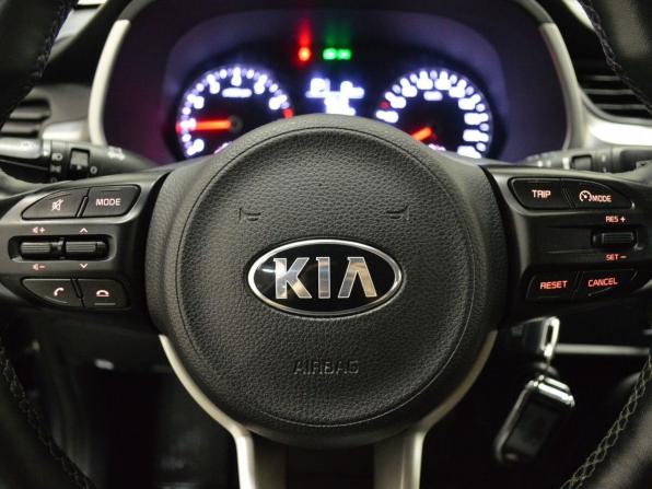 Kia Rio IV Рестайлинг с пробегом 2021 года, цена 1 750 000 рублей, 82179 км, хэтчбек, Автокод Объявления