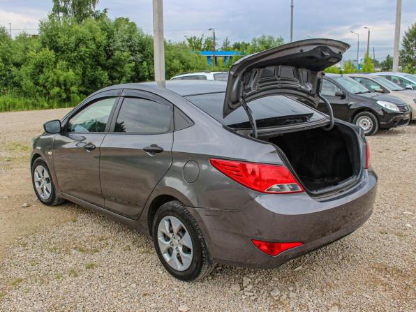 Hyundai Solaris I Рестайлинг с пробегом 2015 года, цена 899 000 рублей, 123814 км, седан, Автокод Объявления