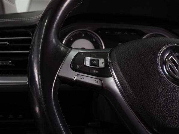 Volkswagen Touareg III с пробегом 2018 года, цена 5 249 000 рублей, 167825 км, внедорожник, Автокод Объявления