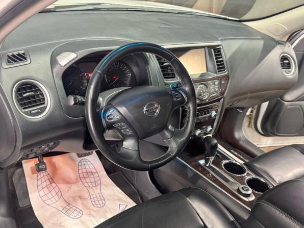 Nissan Pathfinder IV с пробегом 2015 года, цена 1 580 000 рублей, 192693 км, внедорожник, Автокод Объявления