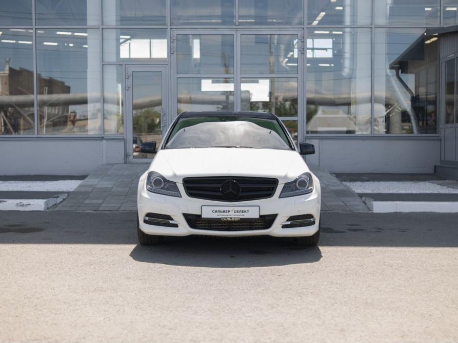 Mercedes-Benz C-Класс III (W204) Рестайлинг Курган  - изображение 3