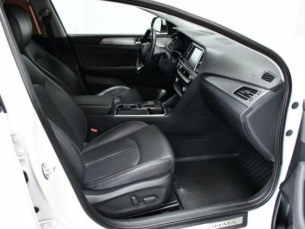 Hyundai Sonata VII (LF) Рестайлинг с пробегом 2017 года, цена 1 787 000 рублей, 139501 км, седан, Автокод Объявления