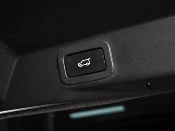 Land Rover Range Rover Sport II с пробегом 2016 года, цена 3 379 000 рублей, 154591 км, внедорожник, Автокод Объявления