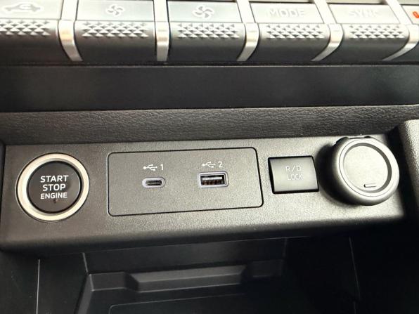 Mitsubishi L200 VI с пробегом 2026 года, цена 5 250 000 рублей, 235 км, offers.body_type.unknown, Автокод Объявления