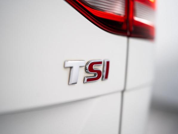 Volkswagen Touran II с пробегом 2016 года, цена 1 400 500 рублей, 135762 км, компактвэн, Автокод Объявления