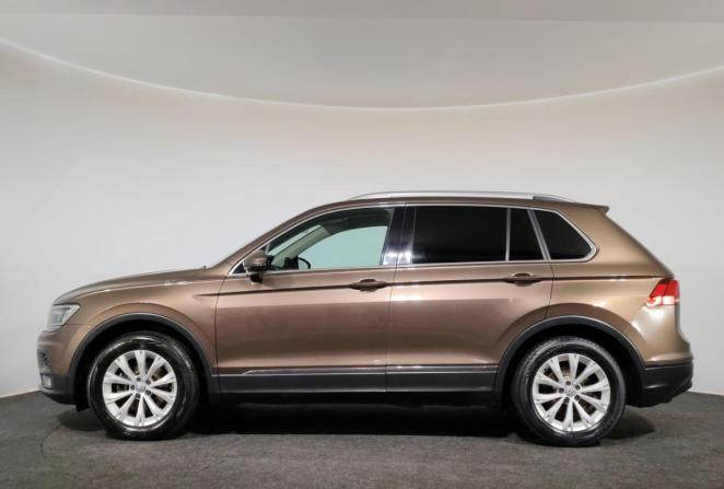 Volkswagen Tiguan II с пробегом 2018 года, цена 1 810 000 рублей, 222067 км, внедорожник, Автокод Объявления