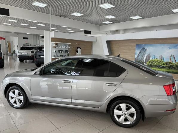 Skoda Octavia III (A7) Рестайлинг с пробегом 2019 года, цена 1 999 000 рублей, 43494 км, лифтбек, Автокод Объявления