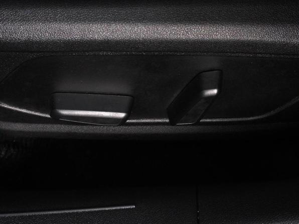 Hyundai Elantra VII (CN7) Рестайлинг с пробегом 2024 года, цена 2 099 000 рублей, 74792 км, седан, Автокод Объявления