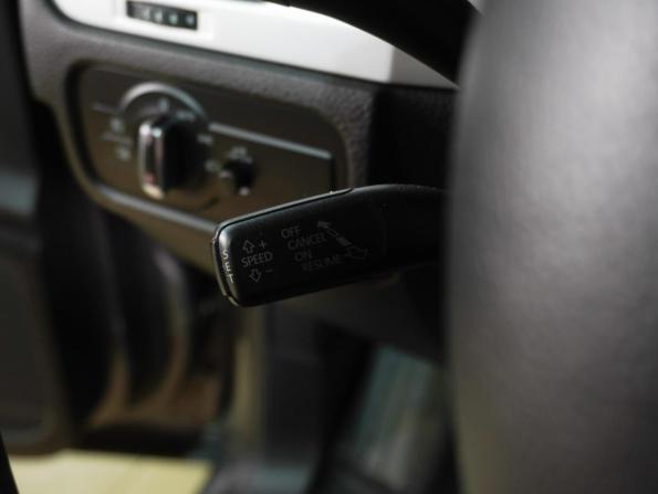 Volkswagen Touareg II с пробегом 2013 года, цена 2 749 000 рублей, 224633 км, внедорожник, Автокод Объявления