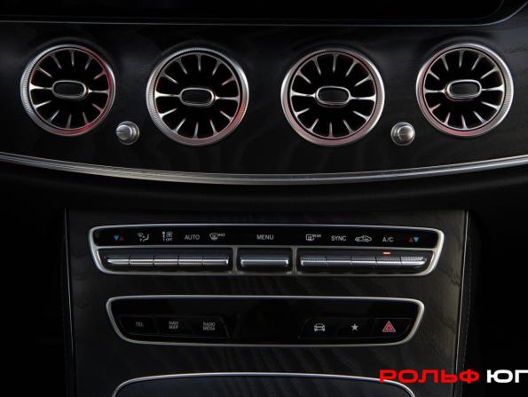 Mercedes-Benz E-Класс V (W213 S213 C238) Рестайлинг с пробегом 2020 года, цена 4 528 000 рублей, 76870 км, седан, Автокод Объявления