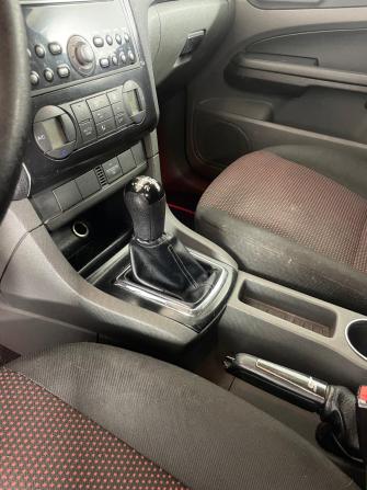 Ford Focus II с пробегом 2006 года, цена 375 000 рублей, 317648 км, седан, Автокод Объявления
