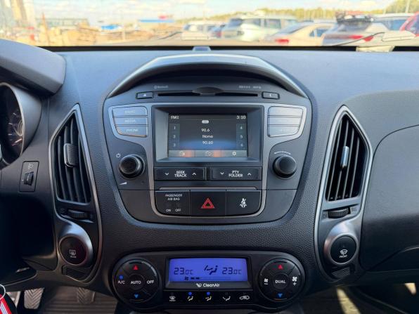 Hyundai ix35 I Рестайлинг с пробегом 2013 года, цена 1 095 000 рублей, 226000 км, внедорожник, Автокод Объявления