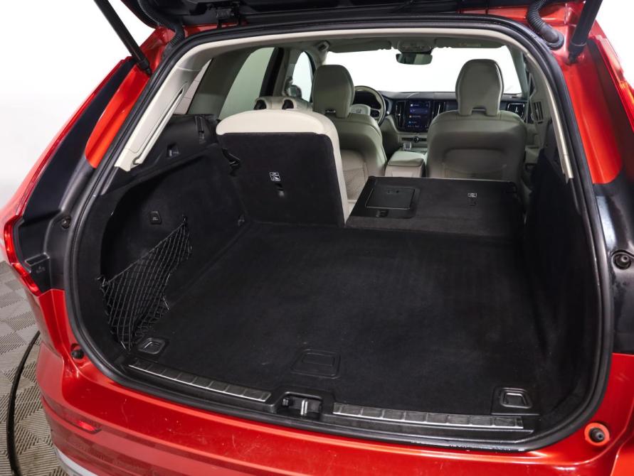 Volvo XC60 II Рестайлинг Санкт-Петербург  - изображение 37