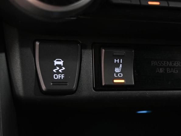 Toyota RAV4 V (XA50) с пробегом 2021 года, цена 3 199 000 рублей, 113671 км, внедорожник, Автокод Объявления