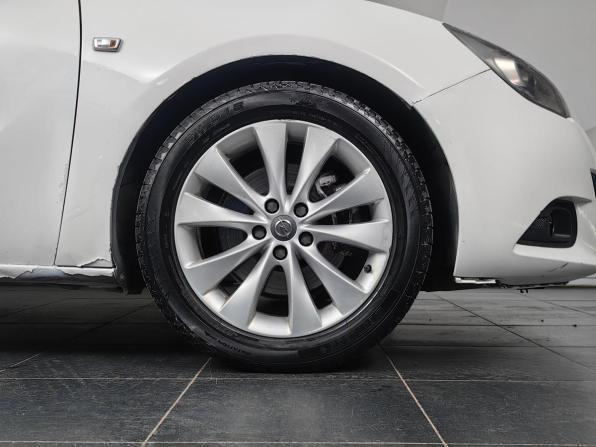 Opel Astra J Рестайлинг с пробегом 2013 года, цена 570 000 рублей, 240000 км, хэтчбек, Автокод Объявления