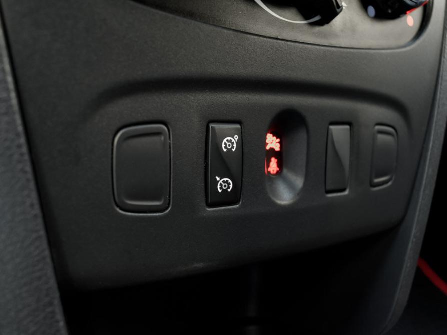 Renault Sandero II Рестайлинг Екатеринбург  - изображение 18