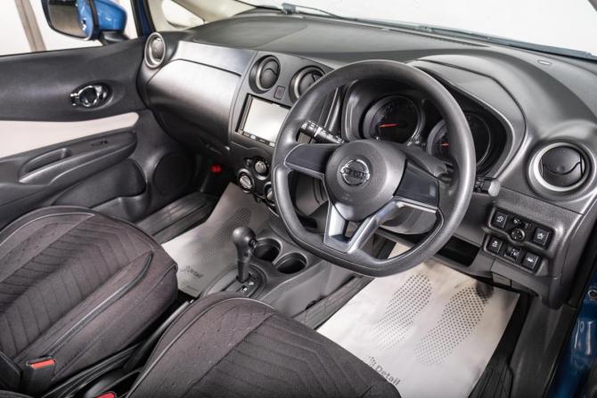Nissan Note II Рестайлинг с пробегом 2018 года, цена 999 000 рублей, 165000 км, хэтчбек, Автокод Объявления