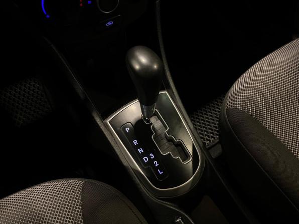 Hyundai Solaris I с пробегом 2013 года, цена 730 000 рублей, 240941 км, седан, Автокод Объявления