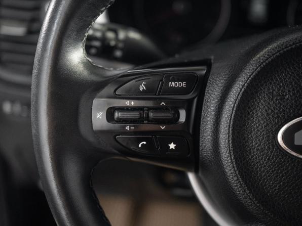 Kia Rio IV Рестайлинг с пробегом 2020 года, цена 1 725 000 рублей, 61525 км, хэтчбек, Автокод Объявления
