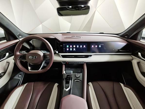 Geely Monjaro I с пробегом 2023 года, цена 3 395 000 рублей, 29097 км, внедорожник, Автокод Объявления
