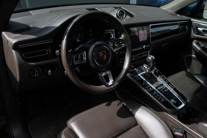 Porsche Macan I Рестайлинг с пробегом 2019 года, цена 3 724 380 рублей, 263539 км, внедорожник, Автокод Объявления