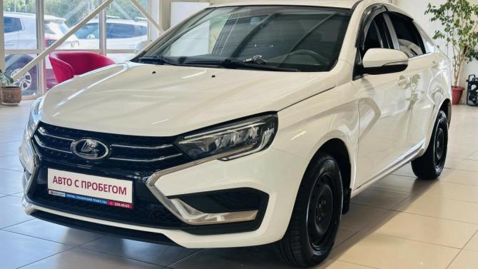 Lada (ВАЗ) Vesta I Рестайлинг (NG) с пробегом 2023 года, цена 1 238 000 рублей, 30000 км, седан, Автокод Объявления