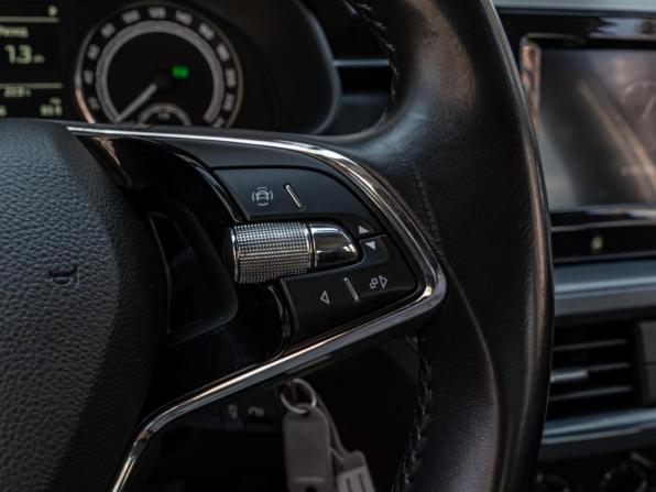 Skoda Rapid II с пробегом 2021 года, цена 1 252 000 рублей, 162896 км, лифтбек, Автокод Объявления