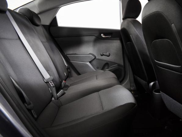 Hyundai Solaris II с пробегом 2017 года, цена 1 030 000 рублей, 129222 км, седан, Автокод Объявления