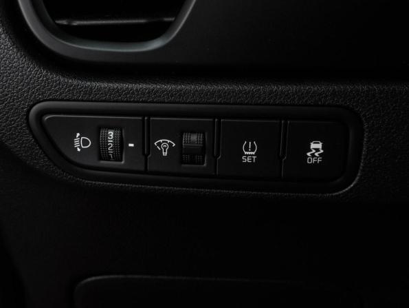 Kia Rio IV Рестайлинг с пробегом 2021 года, цена 1 799 000 рублей, 40051 км, седан, Автокод Объявления