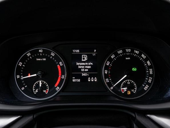 Skoda Octavia IV (A8) с пробегом 2021 года, цена 2 450 000 рублей, 60132 км, лифтбек, Автокод Объявления