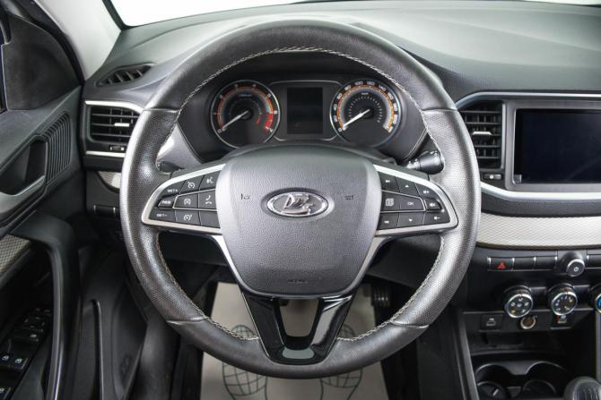 Lada (ВАЗ) Vesta I Рестайлинг (NG) с пробегом 2023 года, цена 1 349 000 рублей, 69500 км, седан, Автокод Объявления