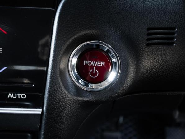 Honda Shuttle II с пробегом 2015 года, цена 1 344 400 рублей, 100583 км, универсал, Автокод Объявления