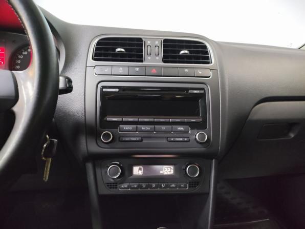 Volkswagen Polo V с пробегом 2011 года, цена 599 000 рублей, 243030 км, седан, Автокод Объявления