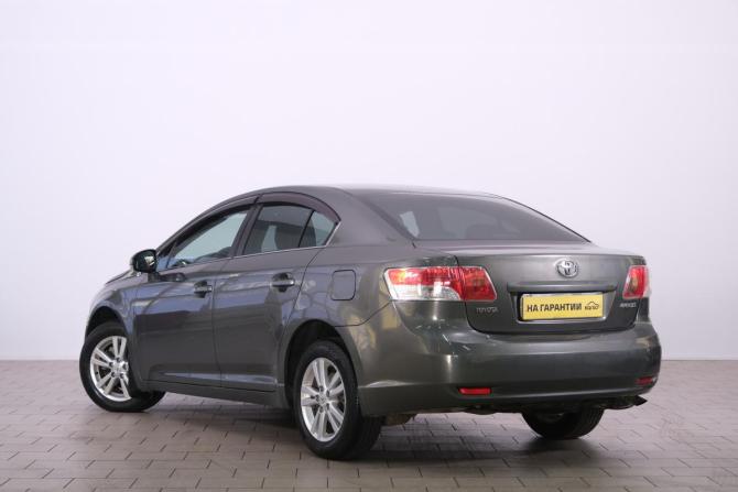Toyota Avensis III с пробегом 2009 года, цена 949 000 рублей, 310000 км, седан, Автокод Объявления