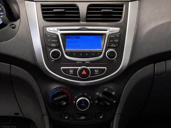 Hyundai Solaris I с пробегом 2012 года, цена 777 000 рублей, 149503 км, хэтчбек, Автокод Объявления